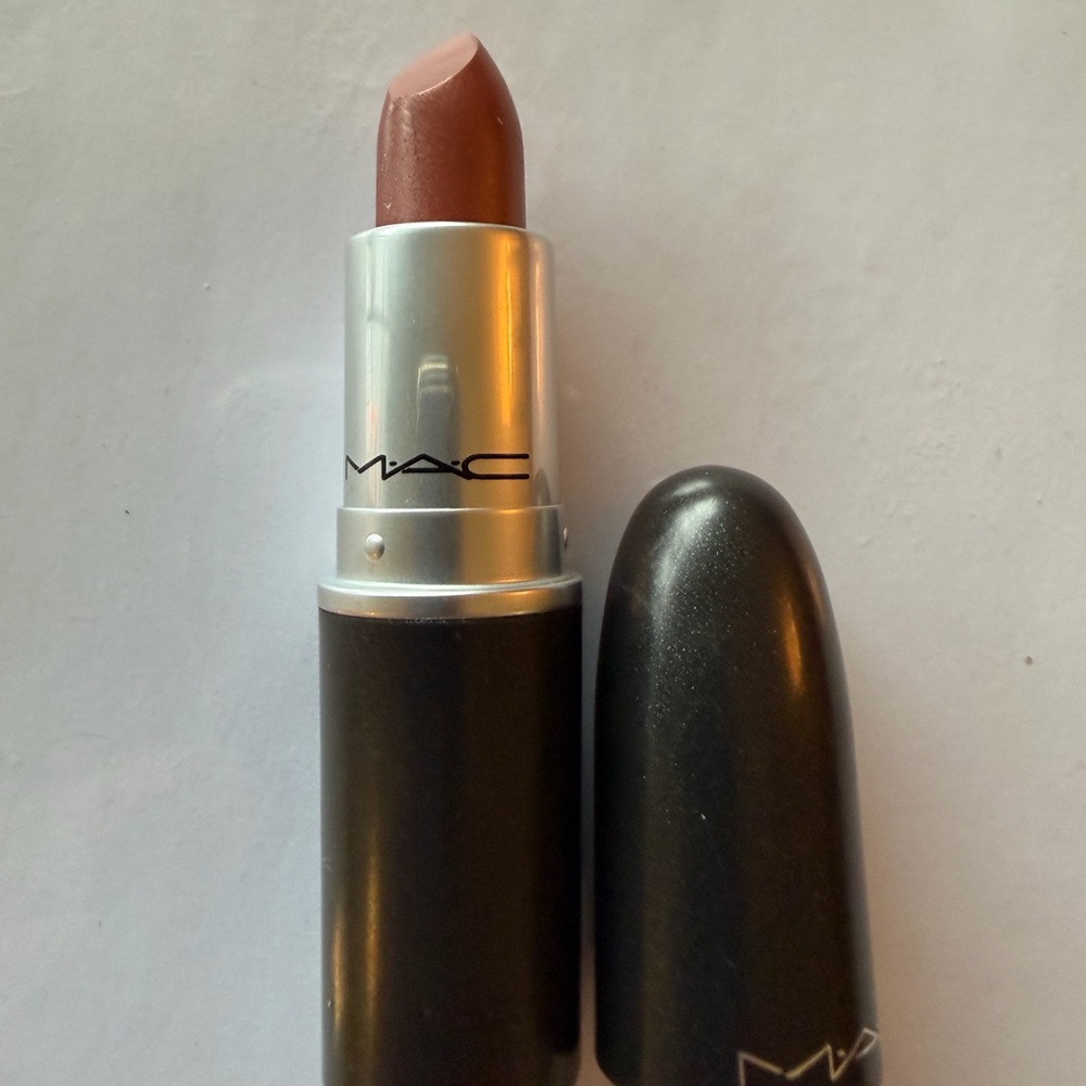 MAC Cosmetics Vintage Lustre Lipstick - Mellow Flame